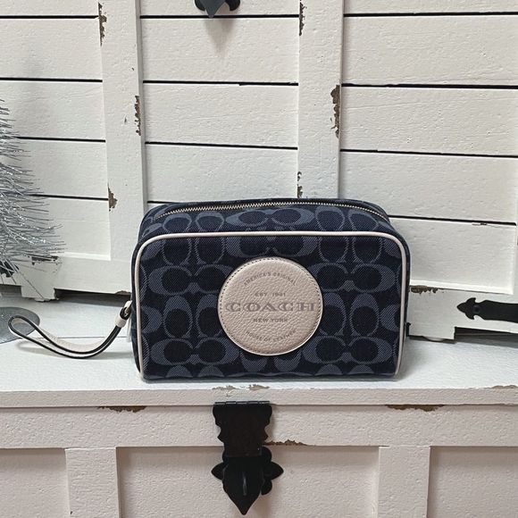 Coach Dempsey Large Boxy Cosmetic Case 20 Signature Denim With Coach Patch NWT - Picture 6 of 10